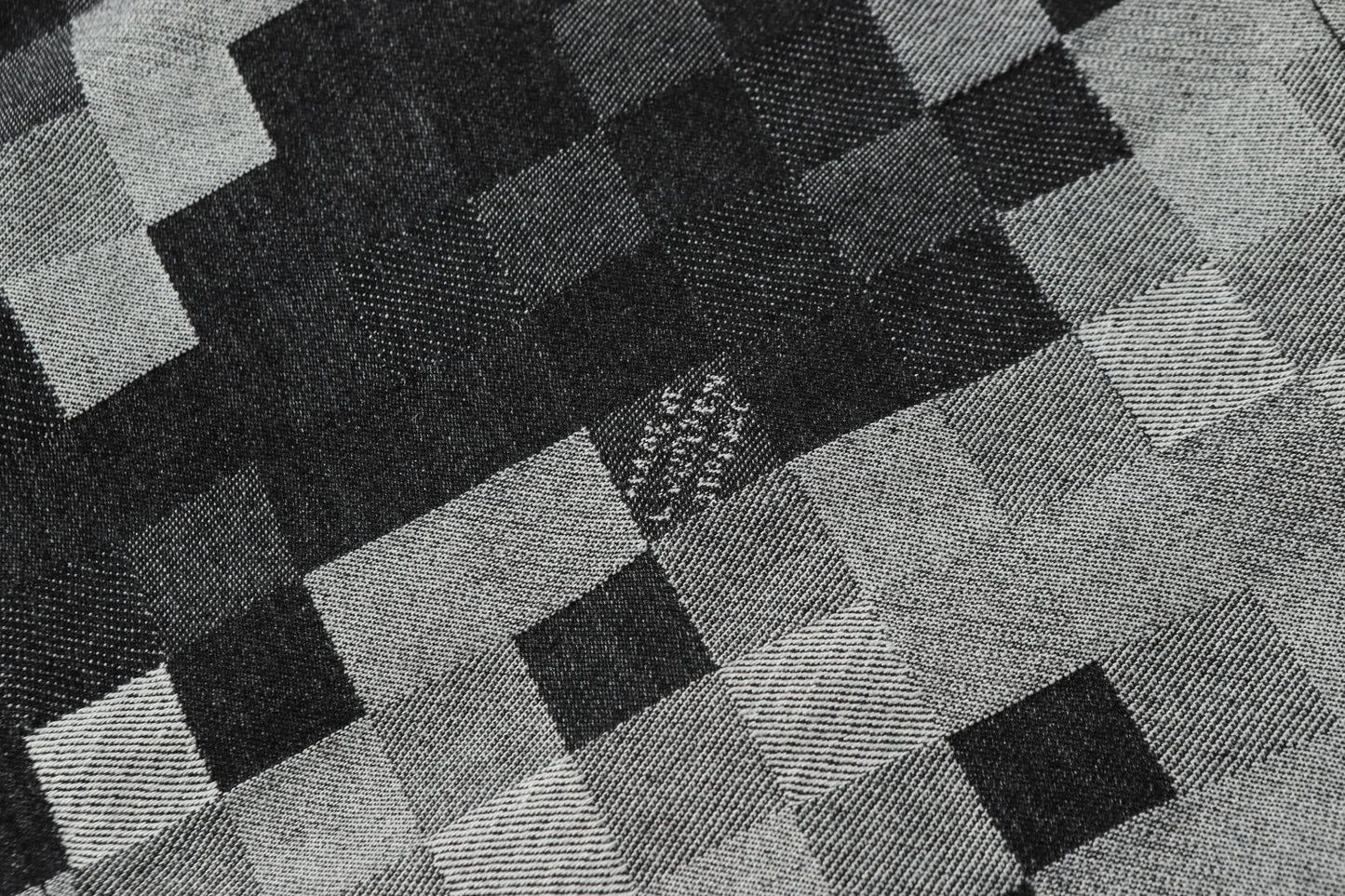 250404 New high-quality black checkered denim jacket
